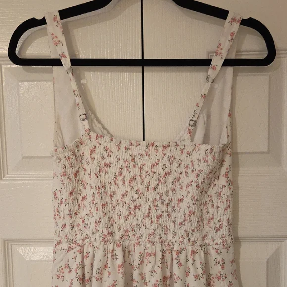 Hollister White and Pink Floral Maxi Dress - Picture 6 of 7